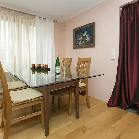 Weingut Sailler-cipolla Holiday home Osann-Monzel